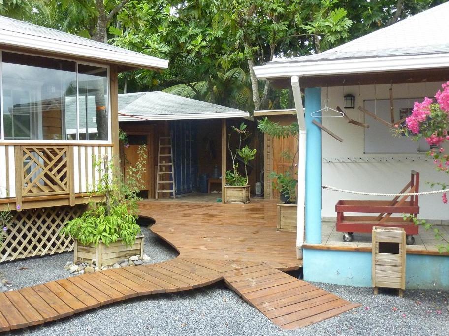 Wikkid Resort Dixon Cove Екстериор снимка